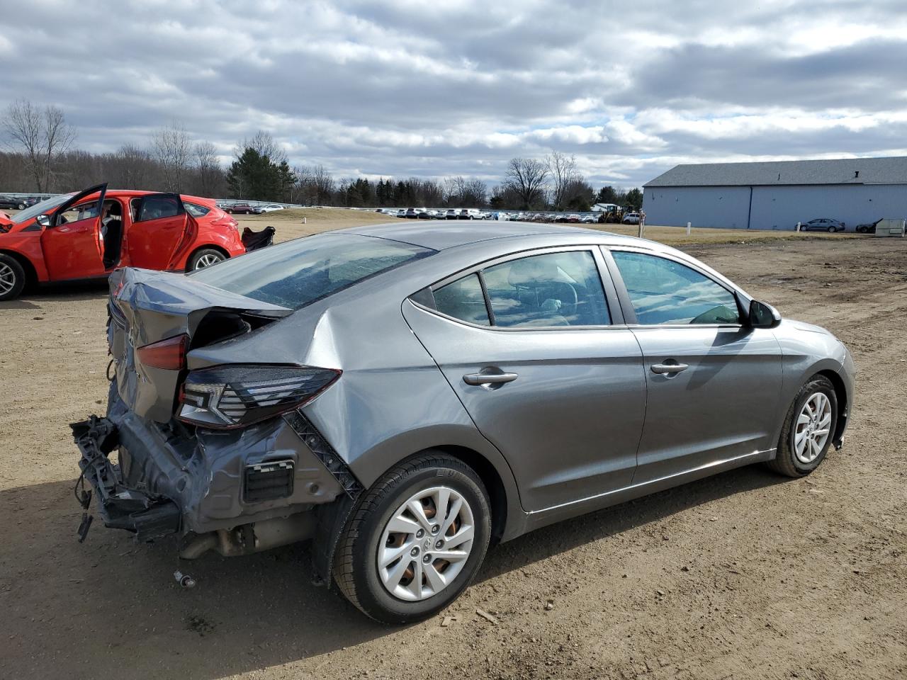 Photo 2 VIN: 5NPD74LF9KH474099 - HYUNDAI ELANTRA 