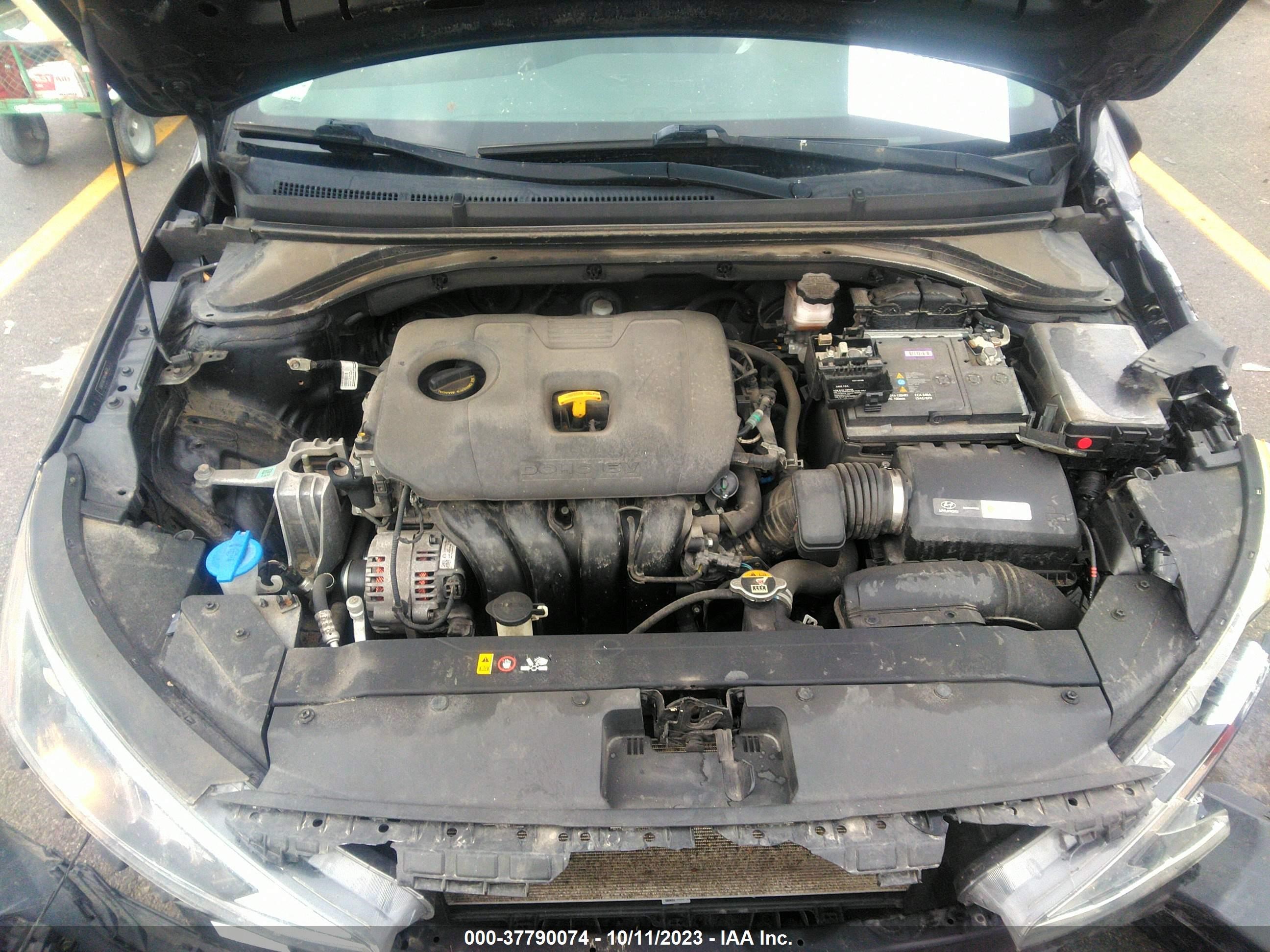 Photo 9 VIN: 5NPD74LF9KH475169 - HYUNDAI ELANTRA 