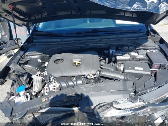 Photo 9 VIN: 5NPD74LF9KH486706 - HYUNDAI ELANTRA 