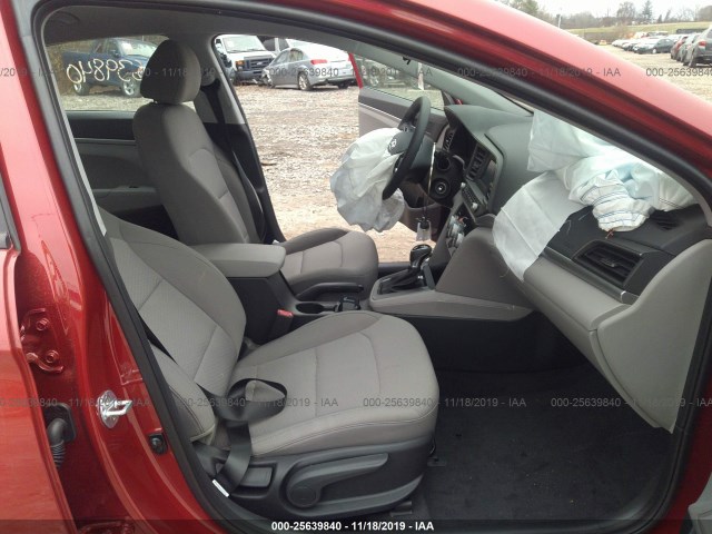 Photo 4 VIN: 5NPD74LF9KH493963 - HYUNDAI ELANTRA 