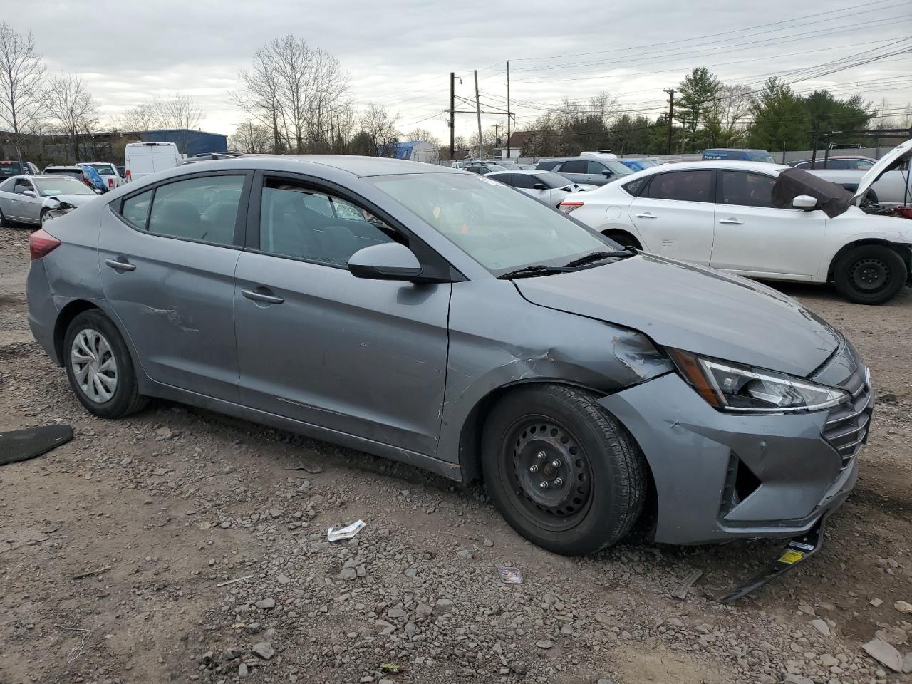 Photo 3 VIN: 5NPD74LF9KH496474 - HYUNDAI ELANTRA 