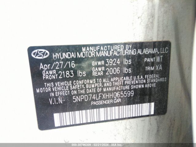 Photo 8 VIN: 5NPD74LFXHH065599 - HYUNDAI ELANTRA 