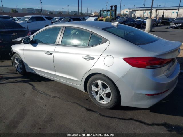 Photo 2 VIN: 5NPD74LFXHH071631 - HYUNDAI ELANTRA 