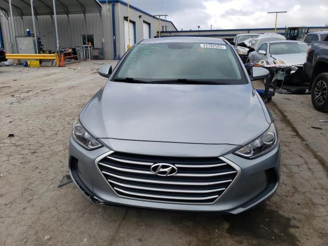 Photo 4 VIN: 5NPD74LFXHH084590 - HYUNDAI ELANTRA SE 