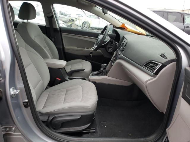 Photo 4 VIN: 5NPD74LFXHH085450 - HYUNDAI ELANTRA SE 