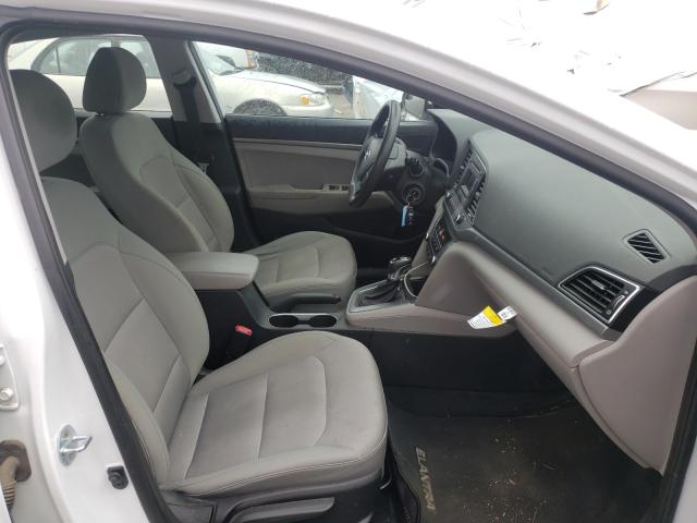 Photo 4 VIN: 5NPD74LFXHH090745 - HYUNDAI ELANTRA SE 