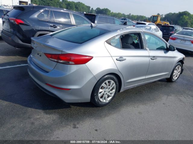 Photo 3 VIN: 5NPD74LFXHH100383 - HYUNDAI ELANTRA 