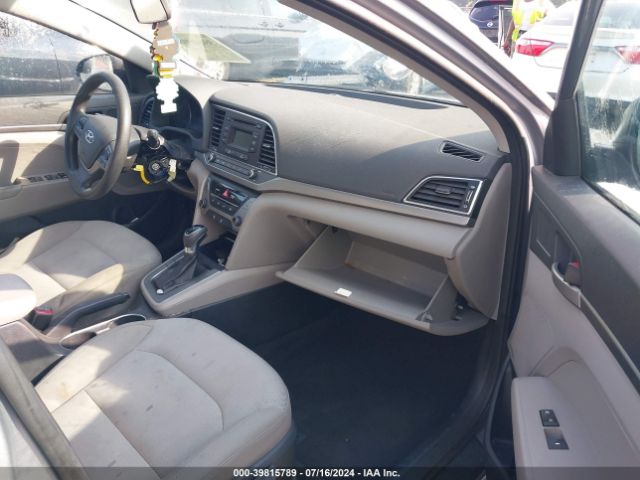 Photo 4 VIN: 5NPD74LFXHH100383 - HYUNDAI ELANTRA 