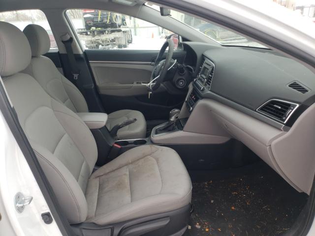 Photo 4 VIN: 5NPD74LFXHH127681 - HYUNDAI ELANTRA SE 