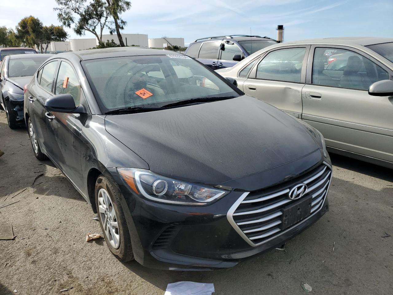 Photo 3 VIN: 5NPD74LFXHH130578 - HYUNDAI ELANTRA 