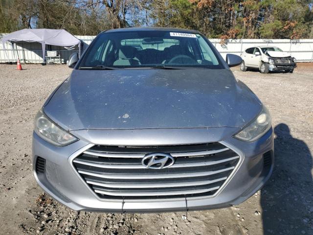 Photo 4 VIN: 5NPD74LFXHH133884 - HYUNDAI ELANTRA 