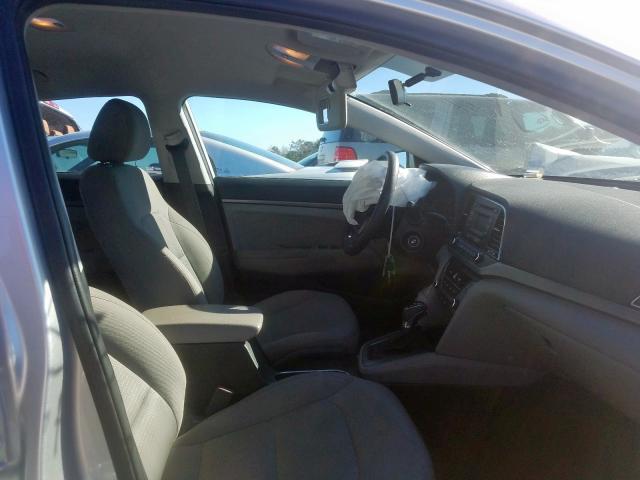 Photo 4 VIN: 5NPD74LFXHH138454 - HYUNDAI ELANTRA SE 