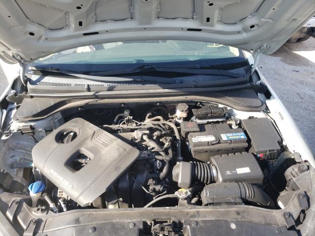 Photo 6 VIN: 5NPD74LFXHH139491 - HYUNDAI ELANTRA SE 