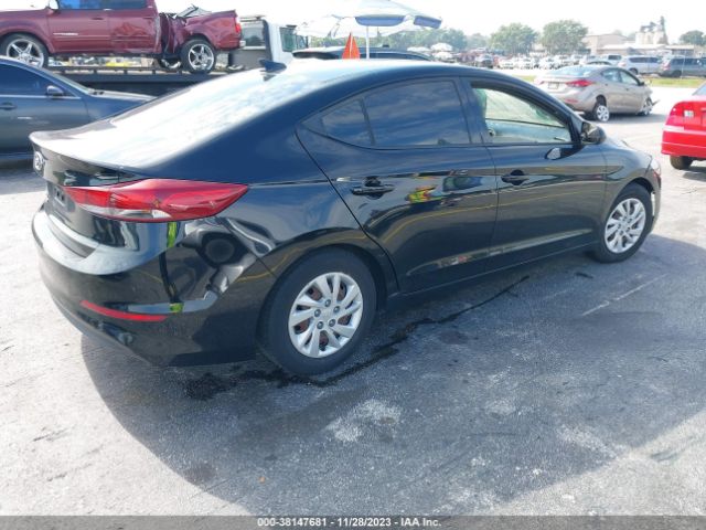 Photo 3 VIN: 5NPD74LFXHH144688 - HYUNDAI ELANTRA 