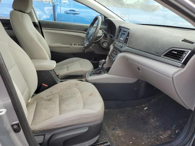 Photo 4 VIN: 5NPD74LFXHH149437 - HYUNDAI ELANTRA SE 