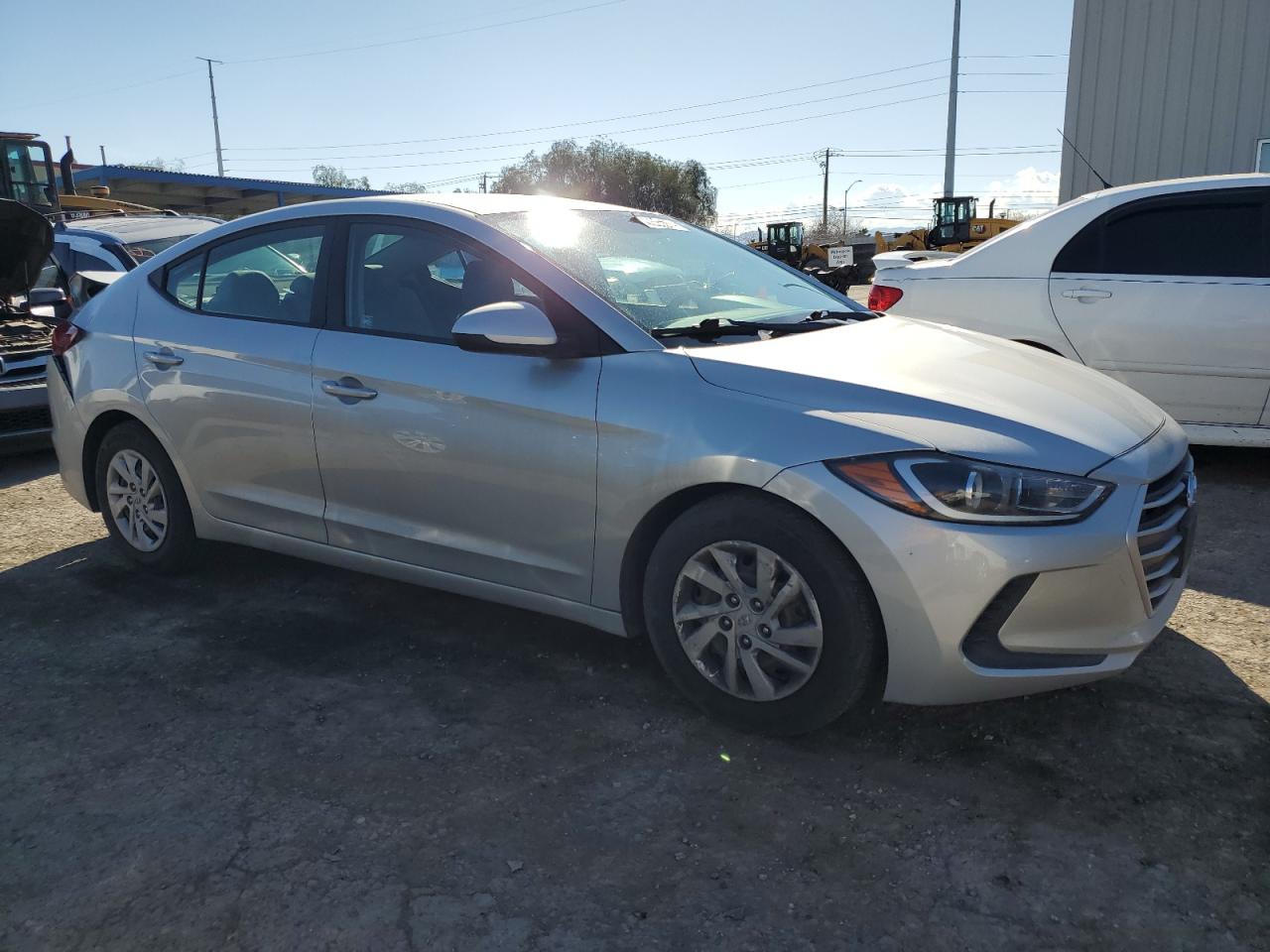 Photo 3 VIN: 5NPD74LFXHH153861 - HYUNDAI ELANTRA 