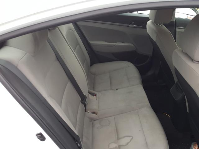 Photo 5 VIN: 5NPD74LFXHH171440 - HYUNDAI ELANTRA SE 