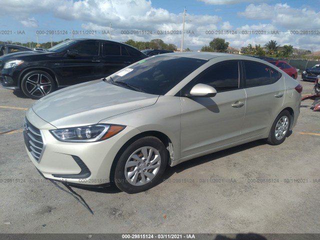 Photo 1 VIN: 5NPD74LFXHH195771 - HYUNDAI ELANTRA 