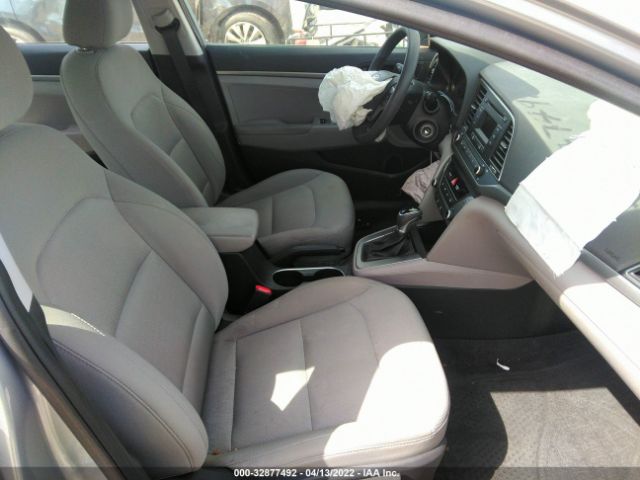 Photo 4 VIN: 5NPD74LFXHH196063 - HYUNDAI ELANTRA 