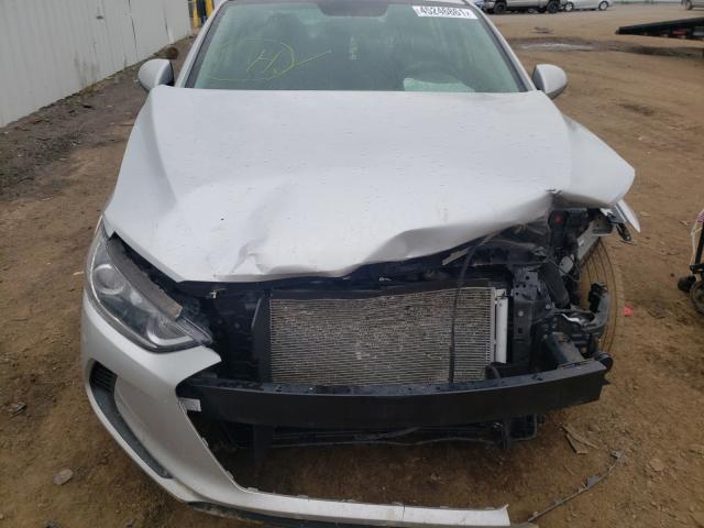 Photo 8 VIN: 5NPD74LFXJH244151 - HYUNDAI ELANTRA SE 