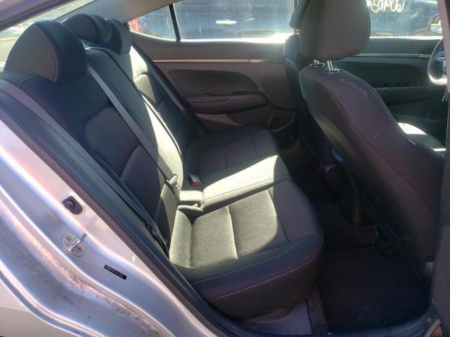 Photo 9 VIN: 5NPD74LFXJH273682 - HYUNDAI ELANTRA SE 