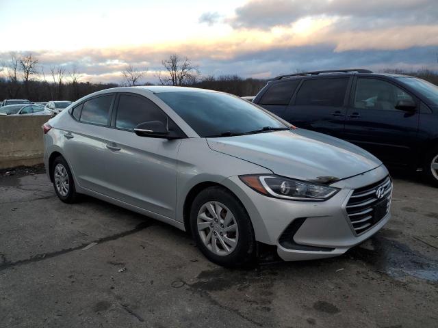 Photo 3 VIN: 5NPD74LFXJH277439 - HYUNDAI ELANTRA 