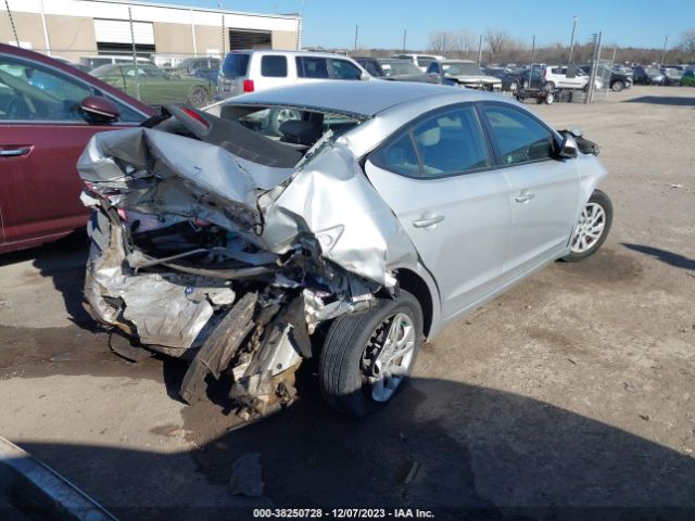 Photo 3 VIN: 5NPD74LFXJH283970 - HYUNDAI ELANTRA 