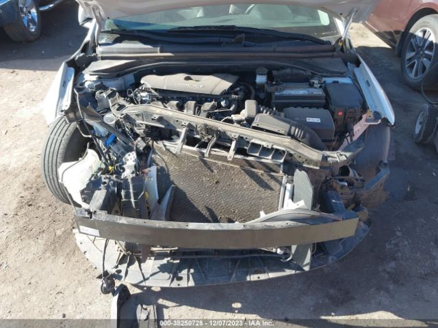 Photo 9 VIN: 5NPD74LFXJH283970 - HYUNDAI ELANTRA 