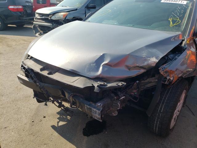 Photo 8 VIN: 5NPD74LFXJH311671 - HYUNDAI ELANTRA SE 