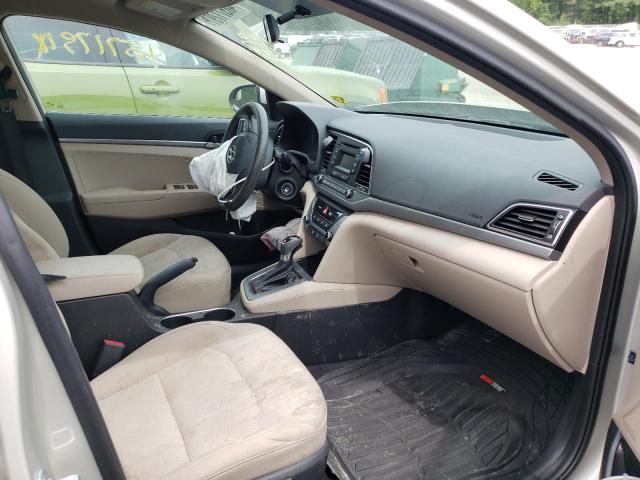 Photo 4 VIN: 5NPD74LFXJH345237 - HYUNDAI ELANTRA SE 