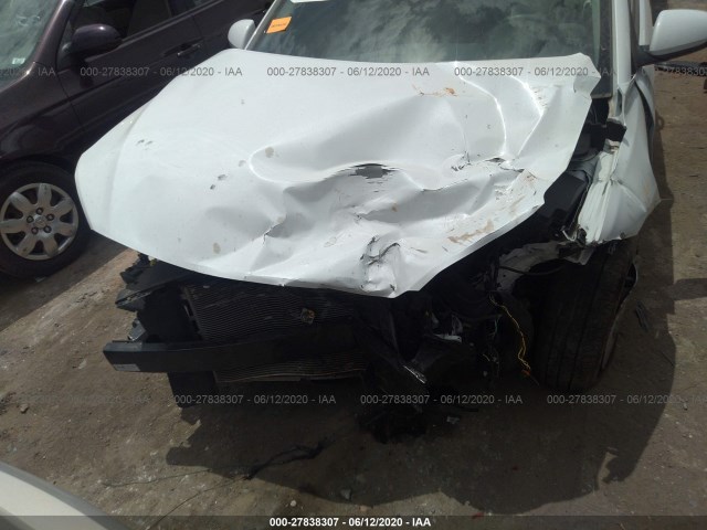 Photo 5 VIN: 5NPD74LFXJH354391 - HYUNDAI ELANTRA 