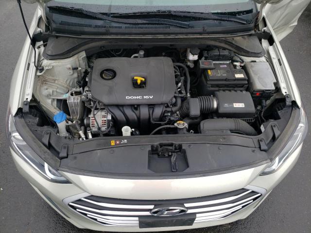 Photo 6 VIN: 5NPD74LFXJH374589 - HYUNDAI ELANTRA SE 