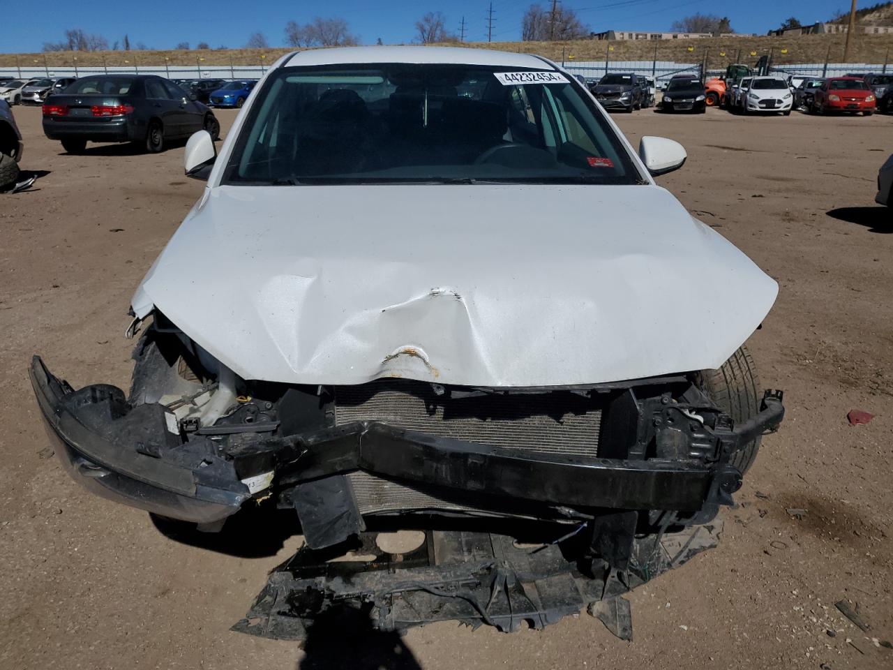 Photo 4 VIN: 5NPD74LFXJH383258 - HYUNDAI ELANTRA 