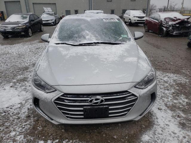 Photo 4 VIN: 5NPD74LFXJH391151 - HYUNDAI ELANTRA 