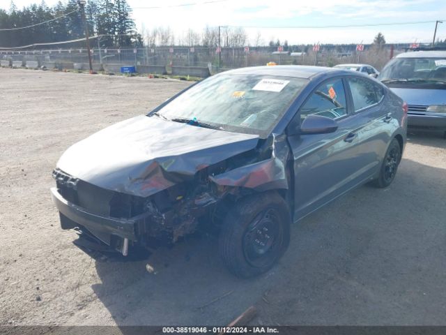 Photo 1 VIN: 5NPD74LFXJH395961 - HYUNDAI ELANTRA 