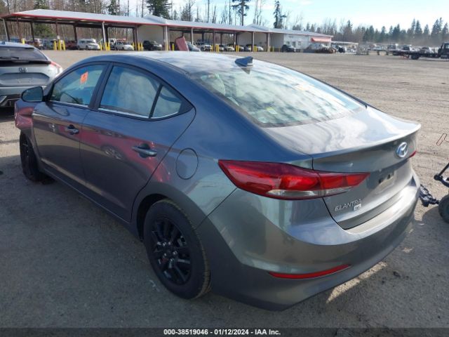 Photo 2 VIN: 5NPD74LFXJH395961 - HYUNDAI ELANTRA 