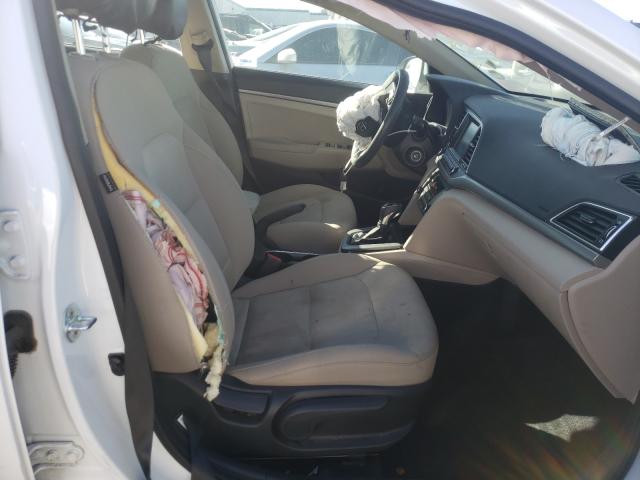 Photo 4 VIN: 5NPD74LFXJH403055 - HYUNDAI ELANTRA SE 