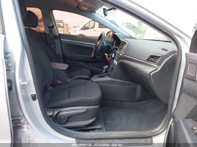 Photo 4 VIN: 5NPD74LFXKH433836 - HYUNDAI ELANTRA 