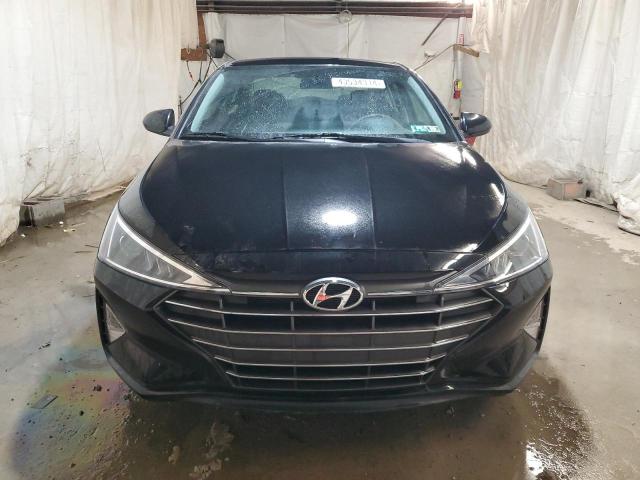 Photo 4 VIN: 5NPD74LFXKH445677 - HYUNDAI ELANTRA 