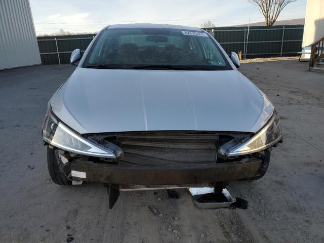 Photo 4 VIN: 5NPD74LFXKH454654 - HYUNDAI ELANTRA 