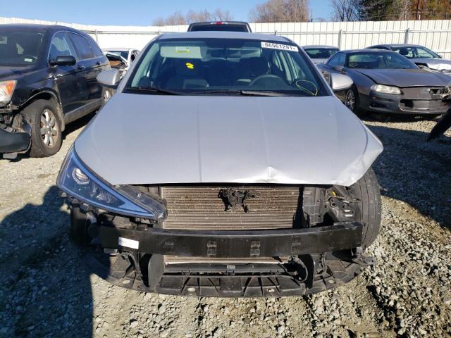 Photo 8 VIN: 5NPD74LFXKH469610 - HYUNDAI ELANTRA SE 