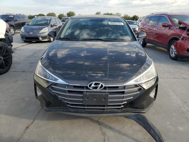 Photo 4 VIN: 5NPD74LFXKH480946 - HYUNDAI ELANTRA SE 