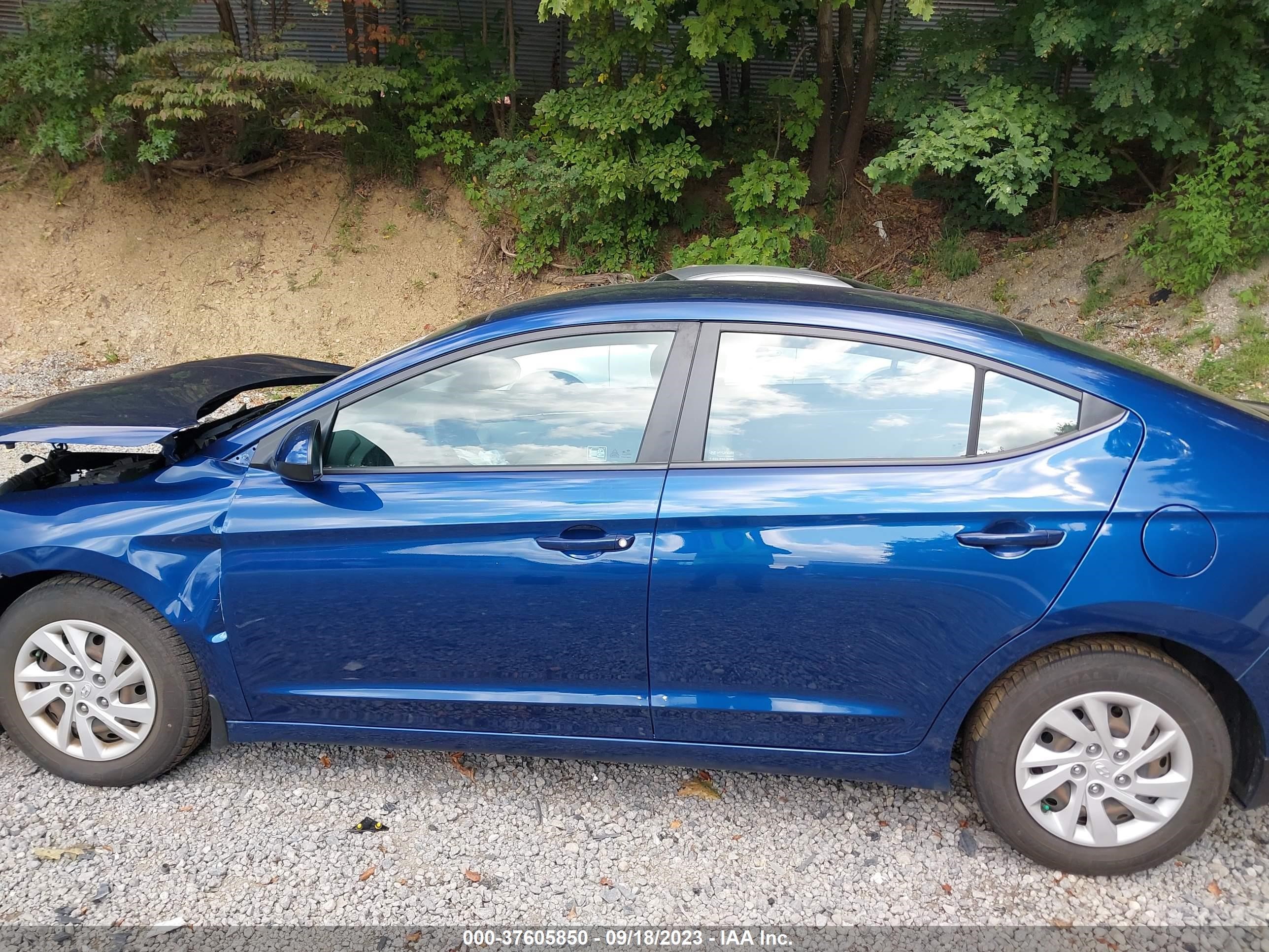 Photo 14 VIN: 5NPD74LFXKH481644 - HYUNDAI ELANTRA 