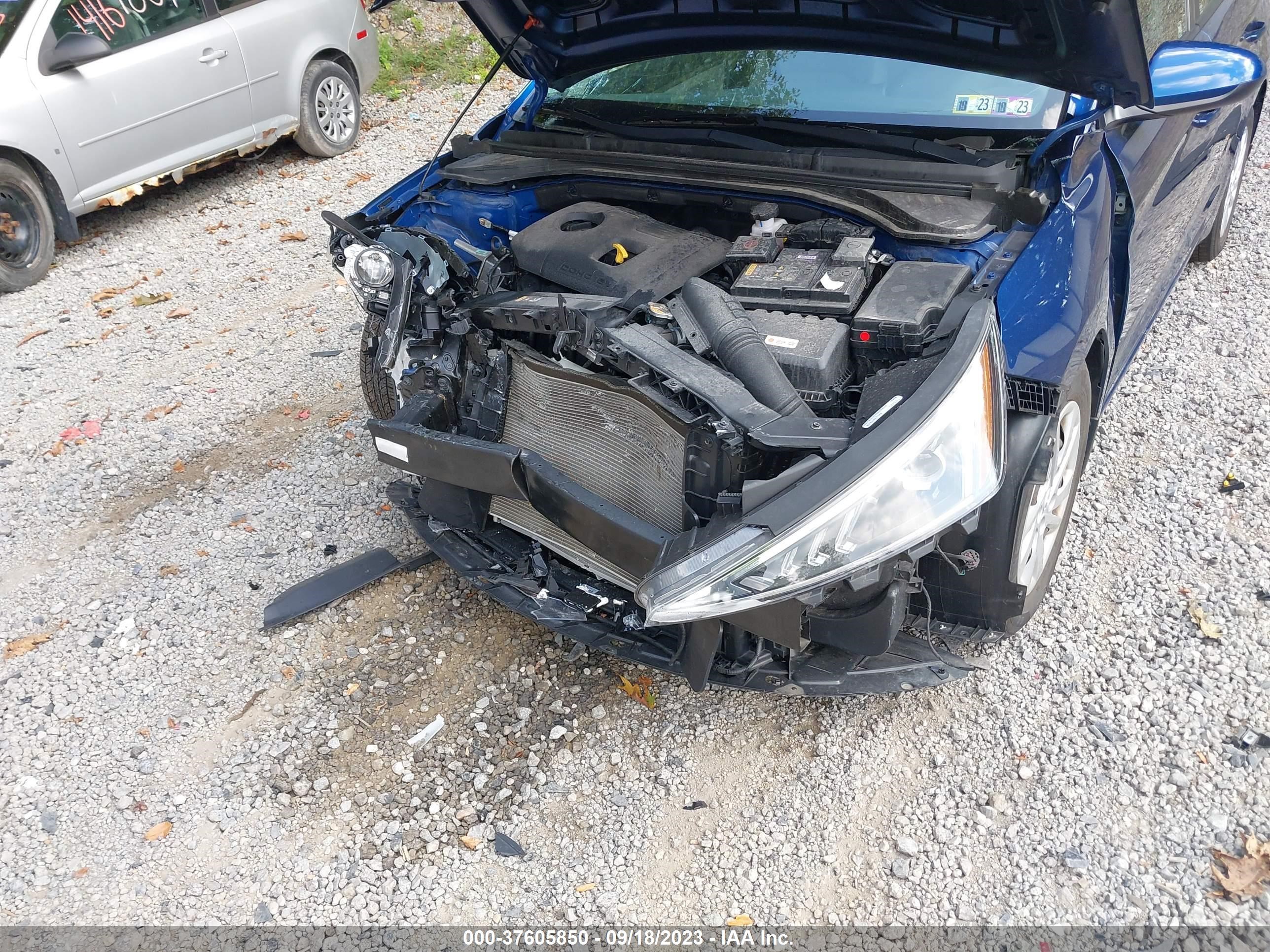 Photo 5 VIN: 5NPD74LFXKH481644 - HYUNDAI ELANTRA 