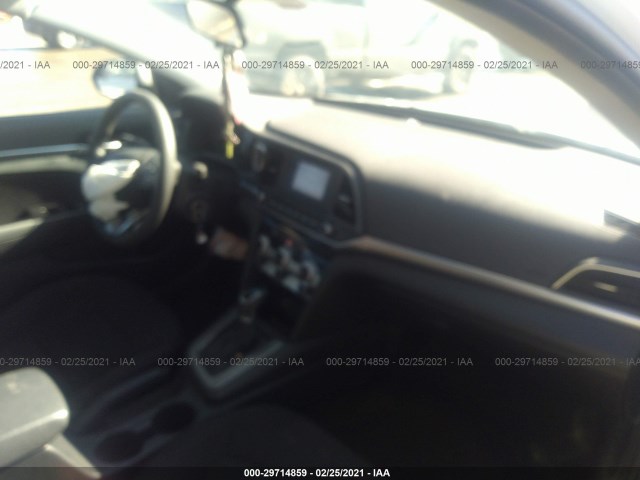 Photo 4 VIN: 5NPD74LFXKH494233 - HYUNDAI ELANTRA 