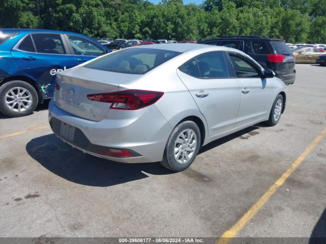 Photo 3 VIN: 5NPD74LFXLH513946 - HYUNDAI ELANTRA 