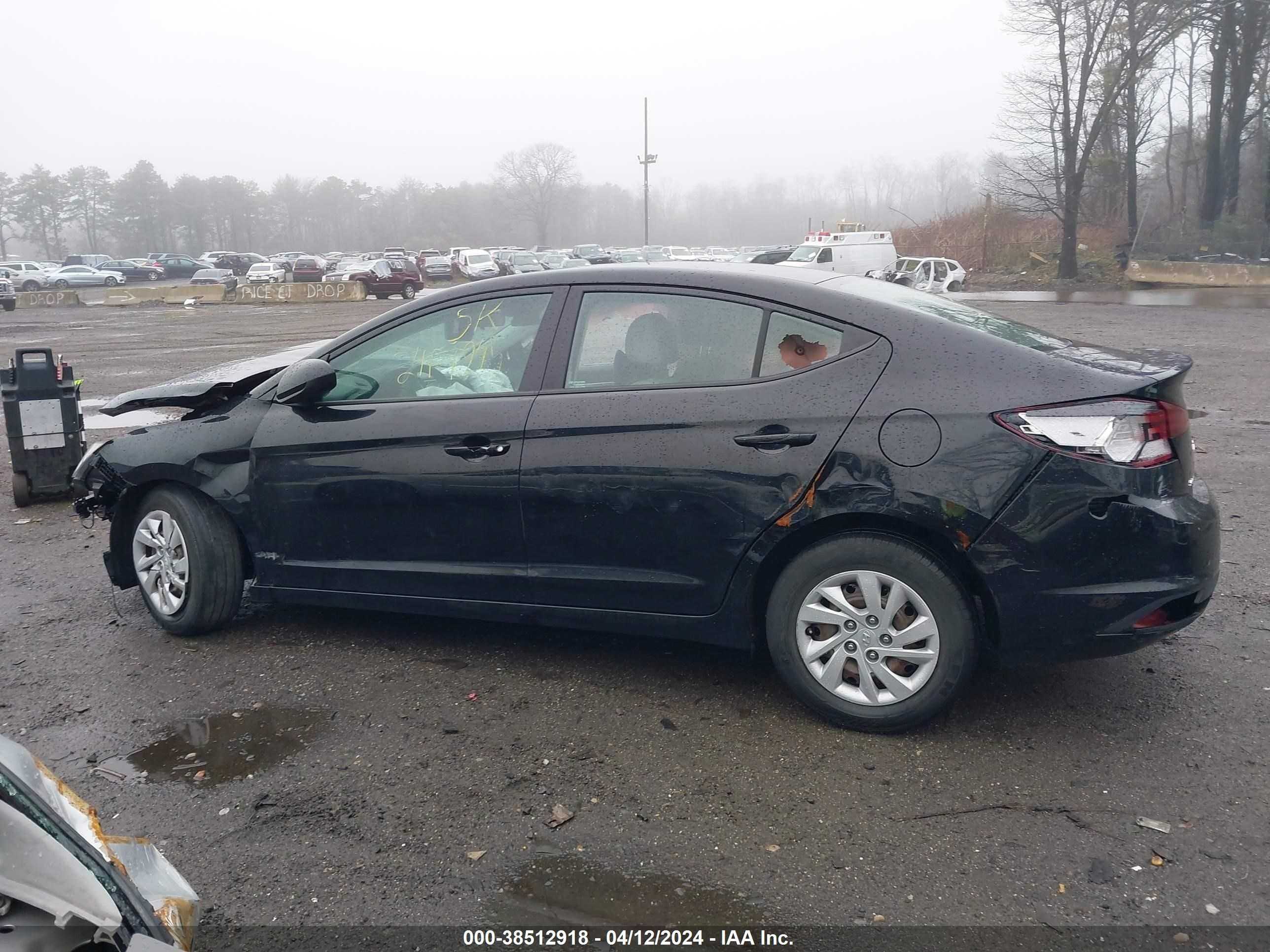 Photo 13 VIN: 5NPD74LFXLH531718 - HYUNDAI ELANTRA 