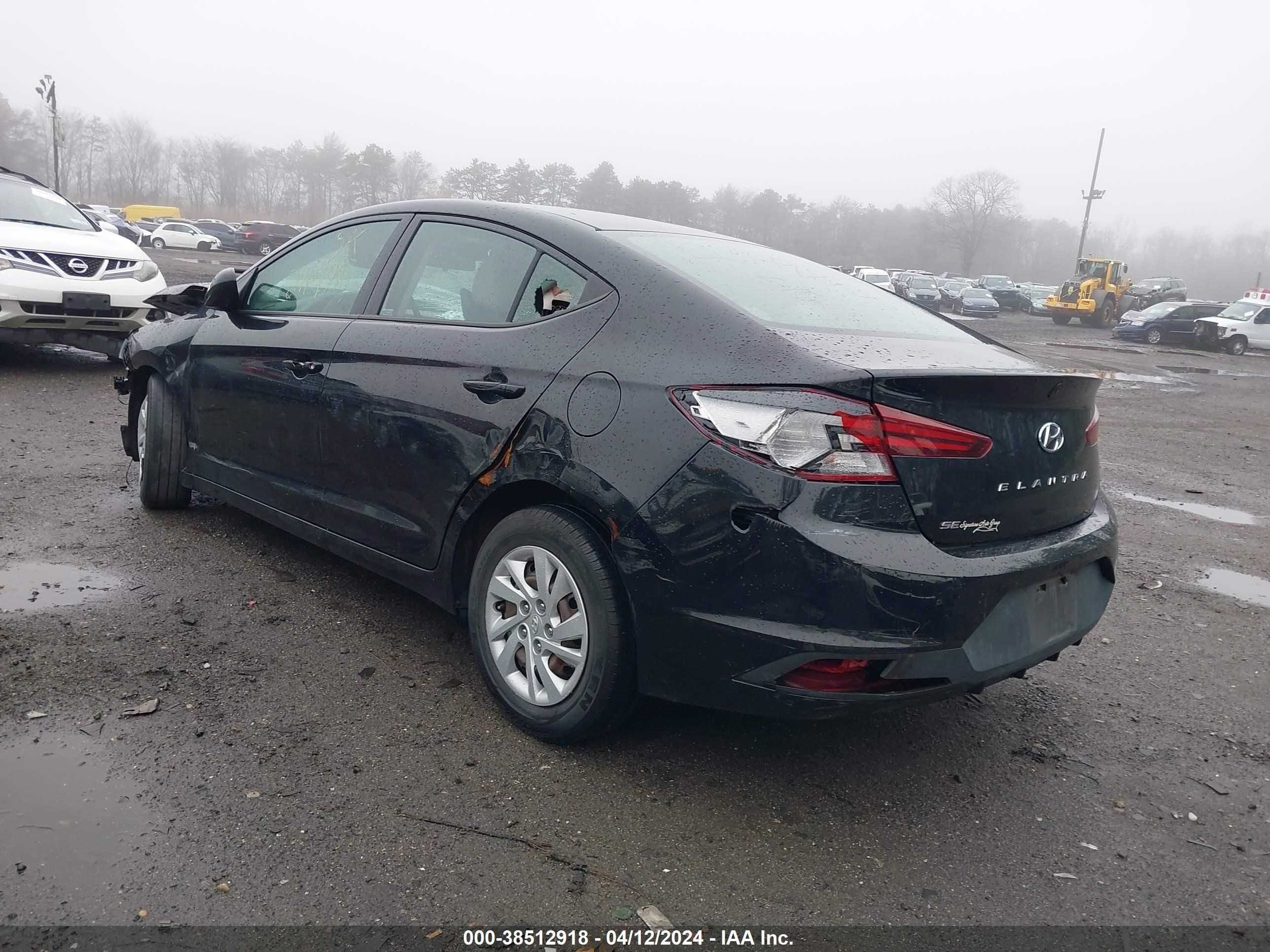 Photo 2 VIN: 5NPD74LFXLH531718 - HYUNDAI ELANTRA 