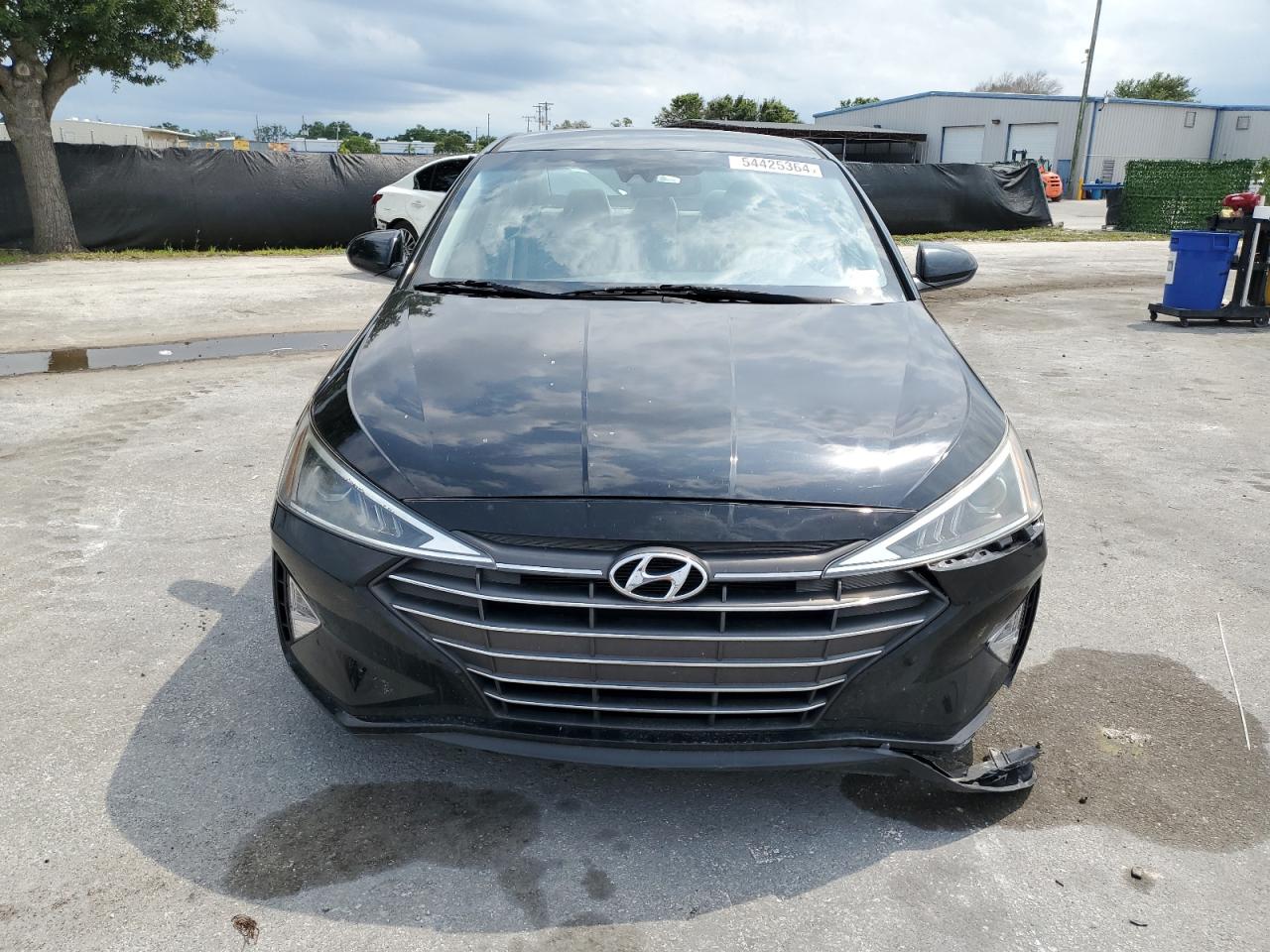 Photo 4 VIN: 5NPD74LFXLH541780 - HYUNDAI ELANTRA 