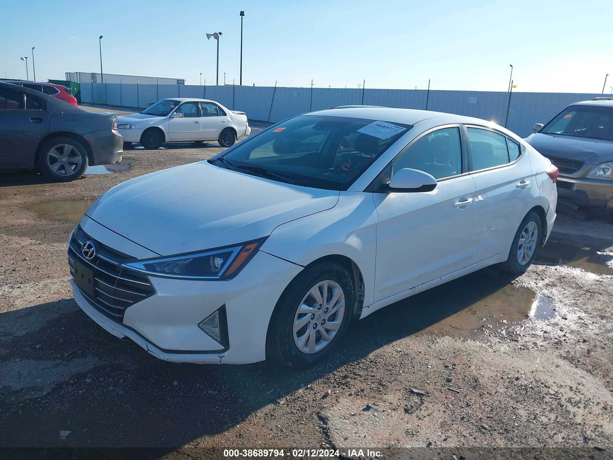 Photo 1 VIN: 5NPD74LFXLH602917 - HYUNDAI ELANTRA 